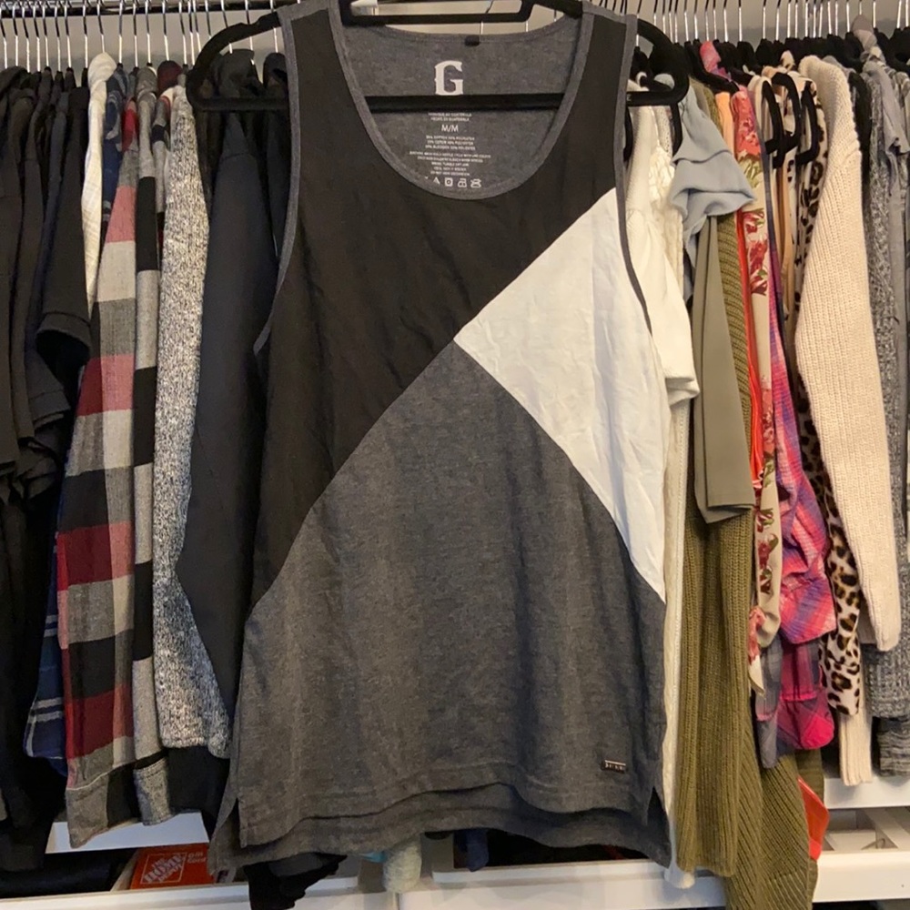 Men’s GUESS tank